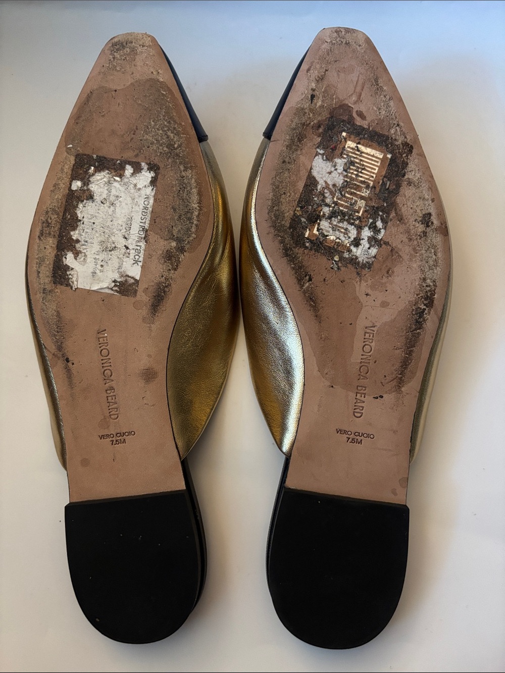Veronica Beard Metallic Gold and Black Pointed Leather Mules - Picture 8 of 9